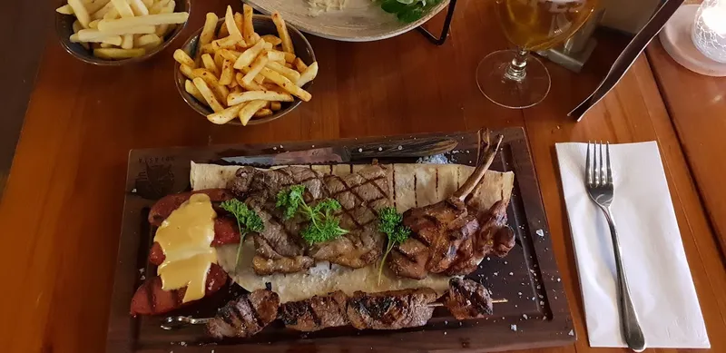 Solasta Steakhouse & Á La Carte