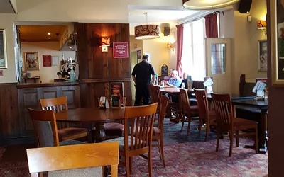 Best of 6 British restaurants in Middleton Rochdale