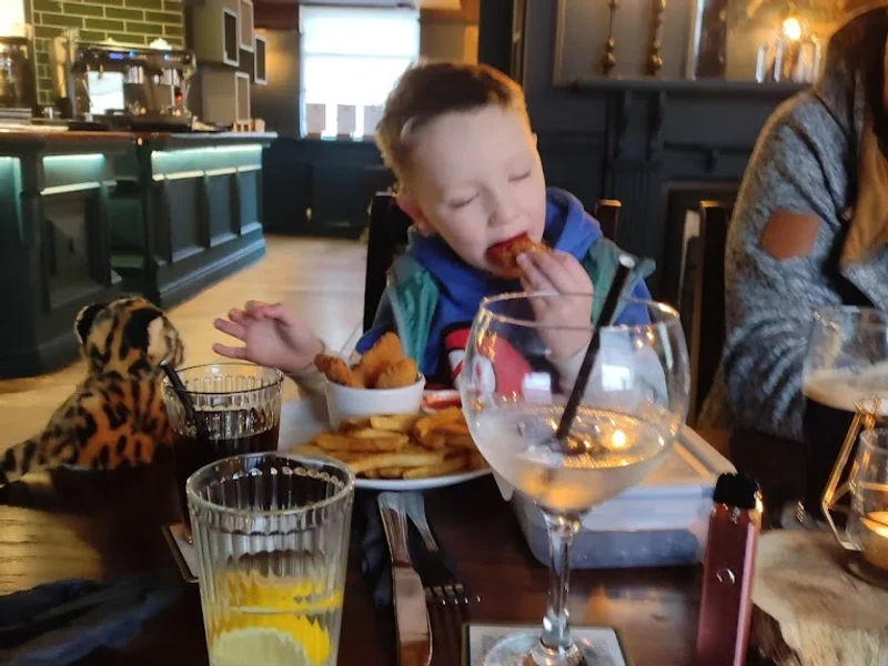 The Oak Bar and Grill