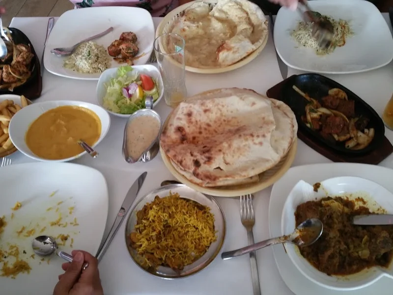 Naaz Indian Restaurant & Takeaway