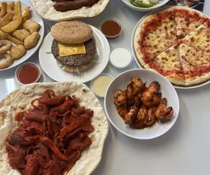 Halal restaurants in Hyde Tameside
