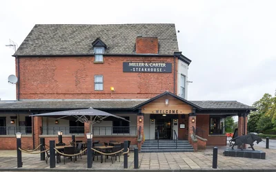 Top 8 fusion restaurants in York in Stockport