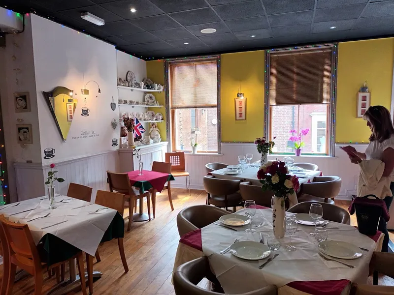 Dal Barista - Coffee Bar And Bistro