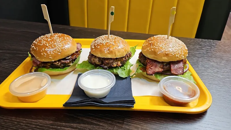 Init Burgers