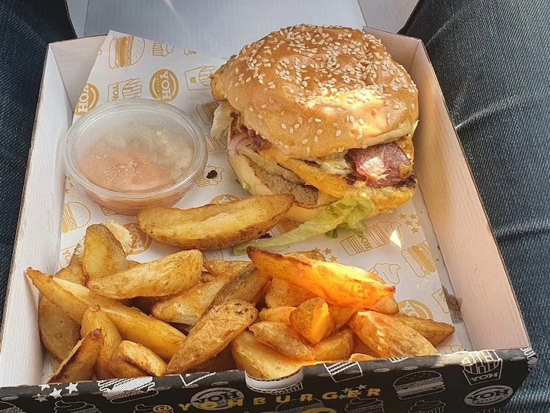 Yoh Burger & Desserts - Wakefield