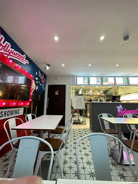 Hollywood Burgers & Shakes (Manchester) حلال