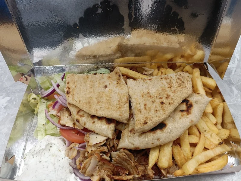 Apollonis Greek Food & Gyros