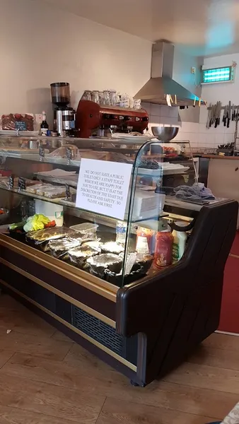 Lillies Coffee Shop