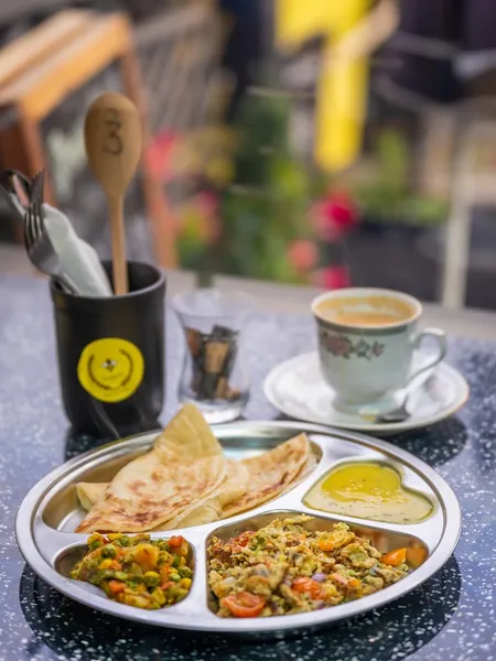 The Beehive Cafe