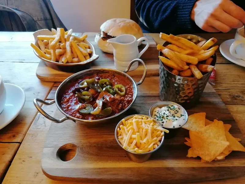 Cafe 121