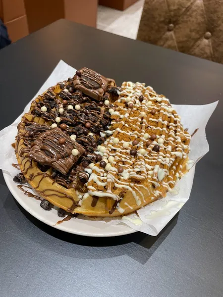 Destiny Desserts & Cafe (Breakfast, Karachi StreetFood & Desserts)