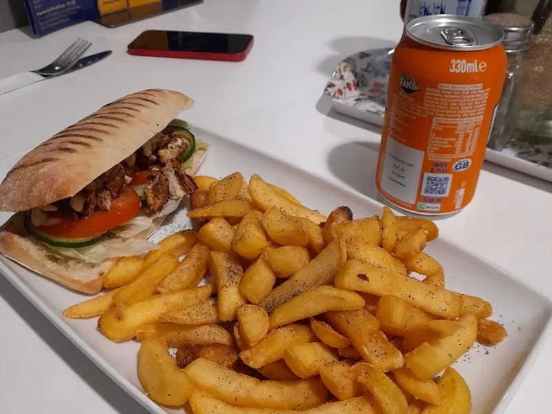 Nel's Kitchen - Selco Salford