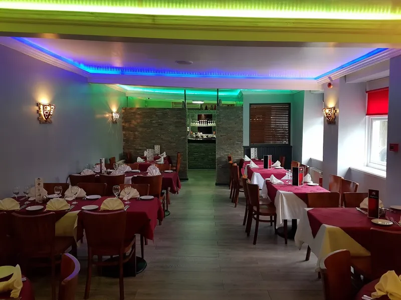 Nafiza's Indian Restaurant & Takeaway