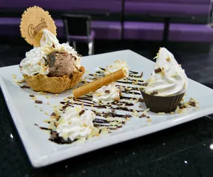 Best of 12 desserts in Middlesbrough