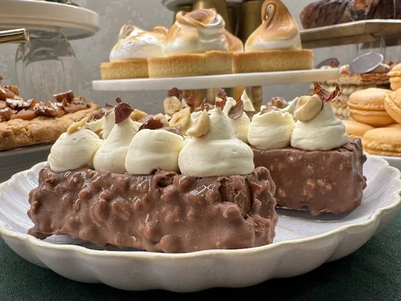 Savour Bakery Cafe & Patisserie