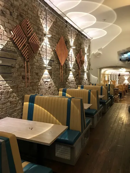 Pani's Italian