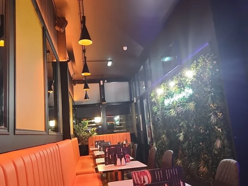 Native Cave Restaurant And Bar