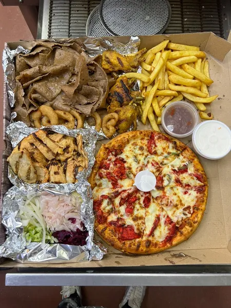 Low Fell Pizza &grill house