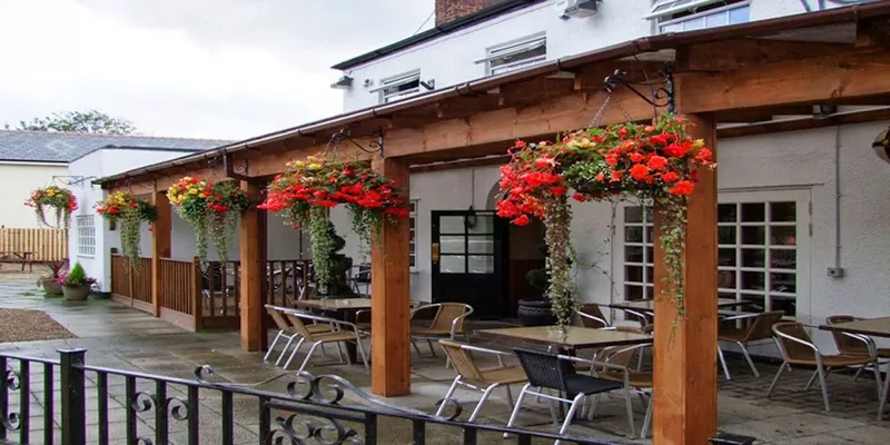 The Waterside Bar, Rooms & Restaurant
