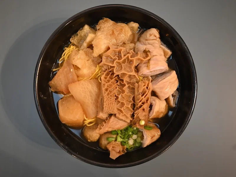 牛歡喜 Happy Cow - 車仔麵 x 串燒 Noodles and BBQ Bar