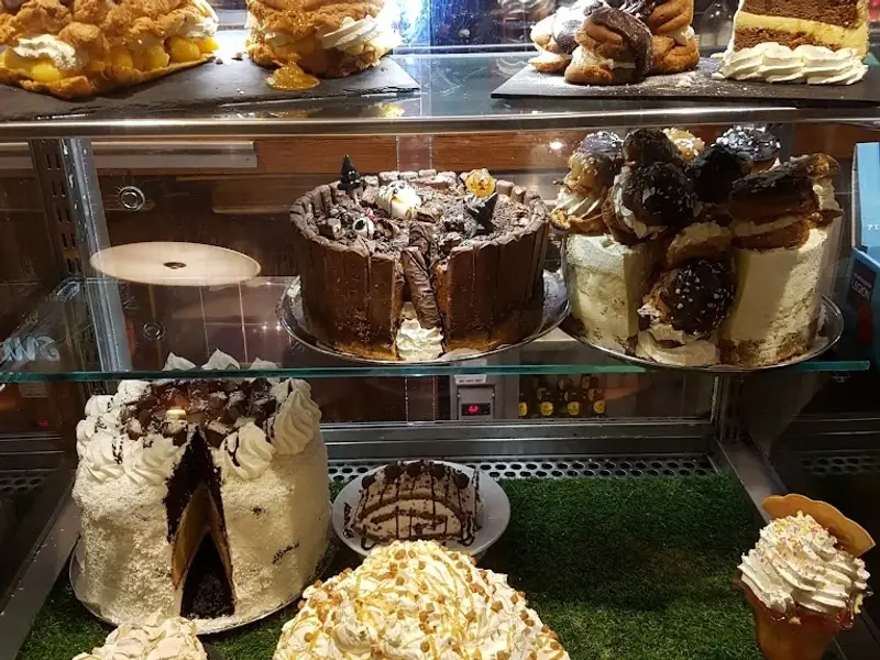 Woodfield Farm - Farmhouse Inns