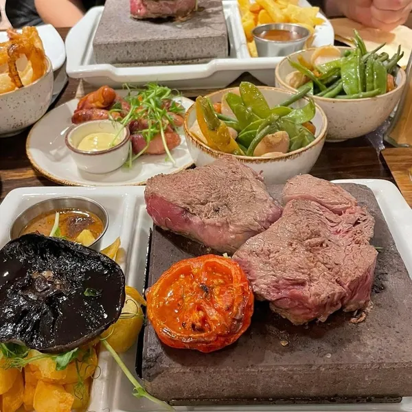 Summat to Ate Steak Restaurant & Function Rooms