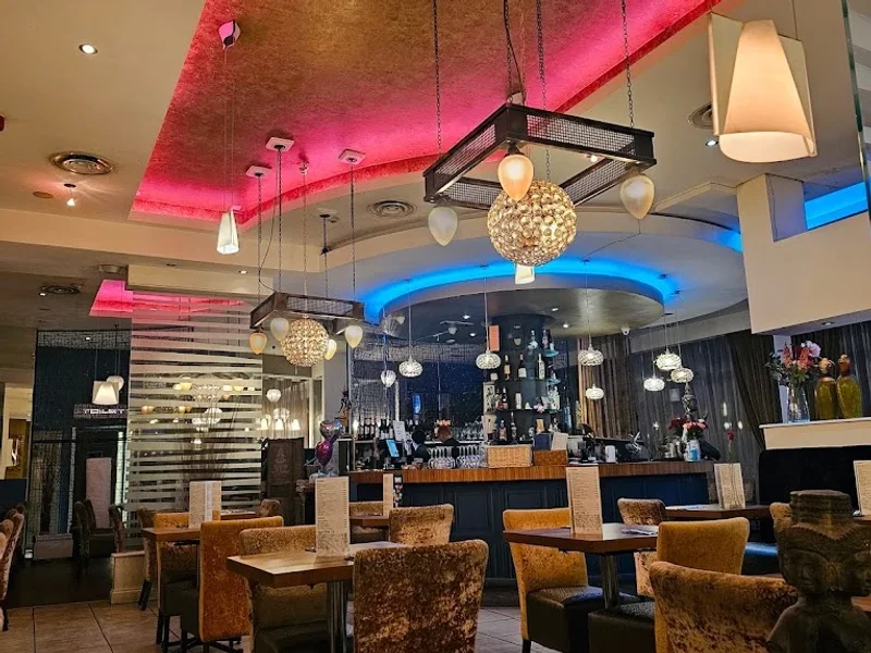 Thai Edge Restaurant