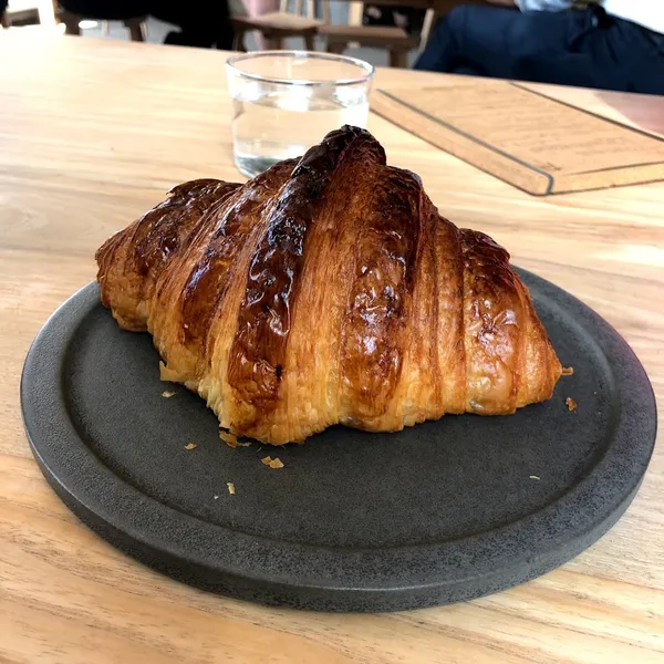 Pollen Bakery