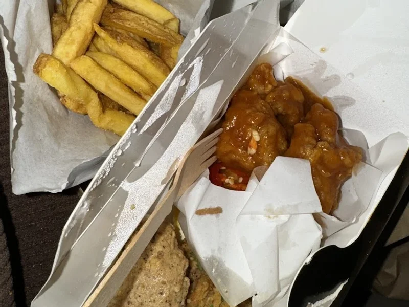 Wingdom - Hyde Park