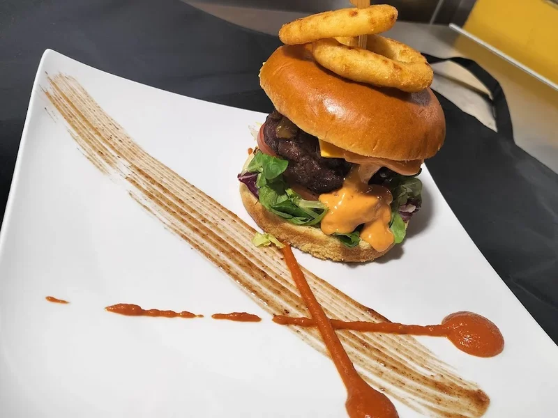 The Chef's kitchen & takeaway