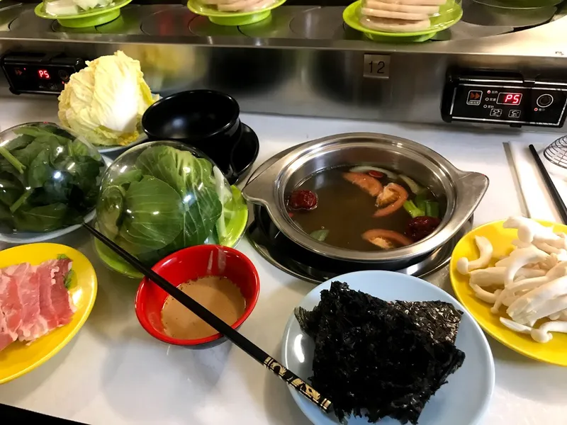 One Plus Chinese Restaurant