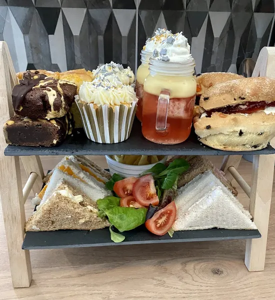 The Pavilion Icecream Parlour tearooms and crazy golf