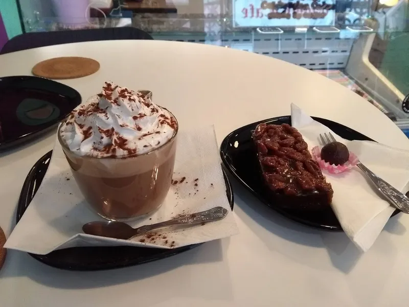Hillgate Cakery