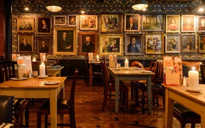 Top 24 restaurants with outdoor seating in Oldham