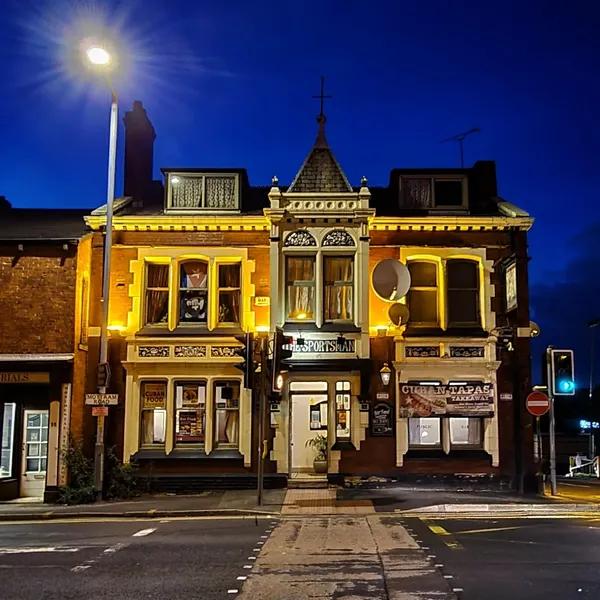 The Sportsman Hyde