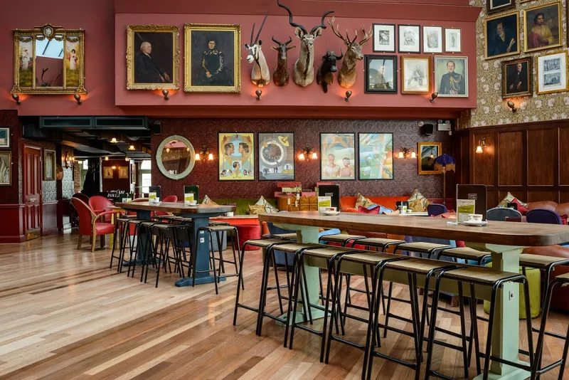 Cosy Club