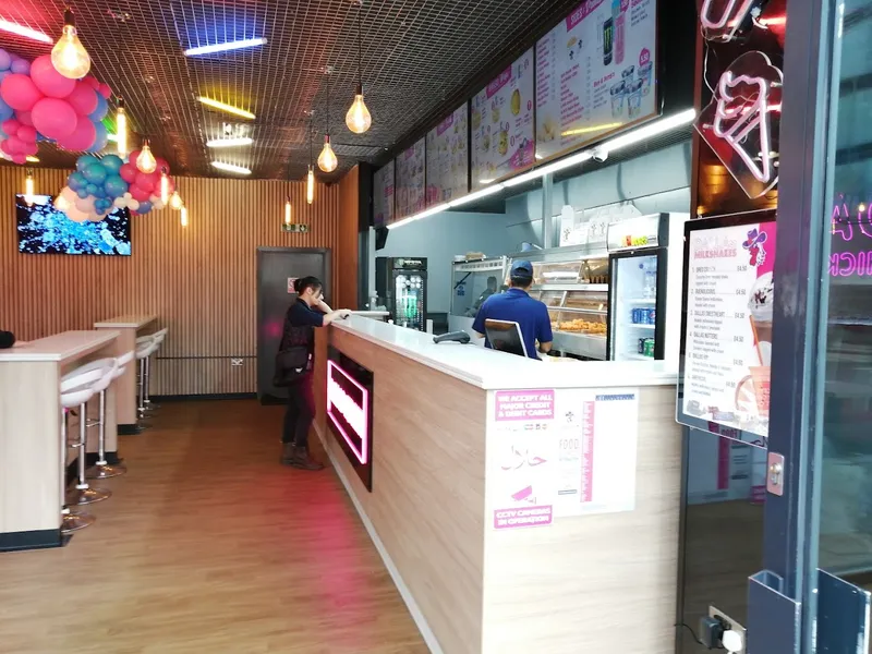Dallas Chicken & Pizza - Manchester City Centre