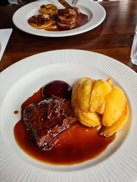 Pinion Bistro