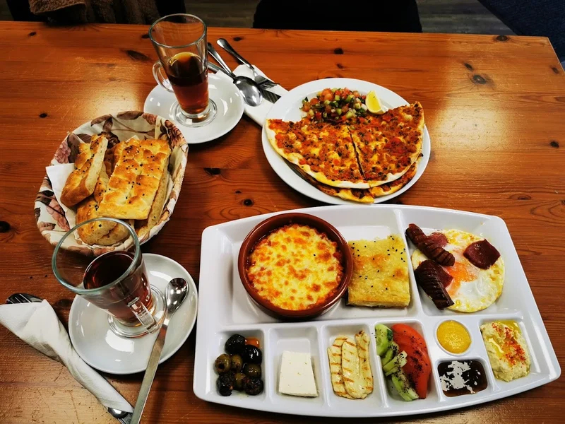 Guzel Cafe & Restaurant
