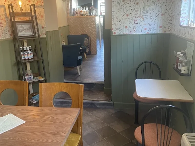 The Bridge Cafe & Bistro