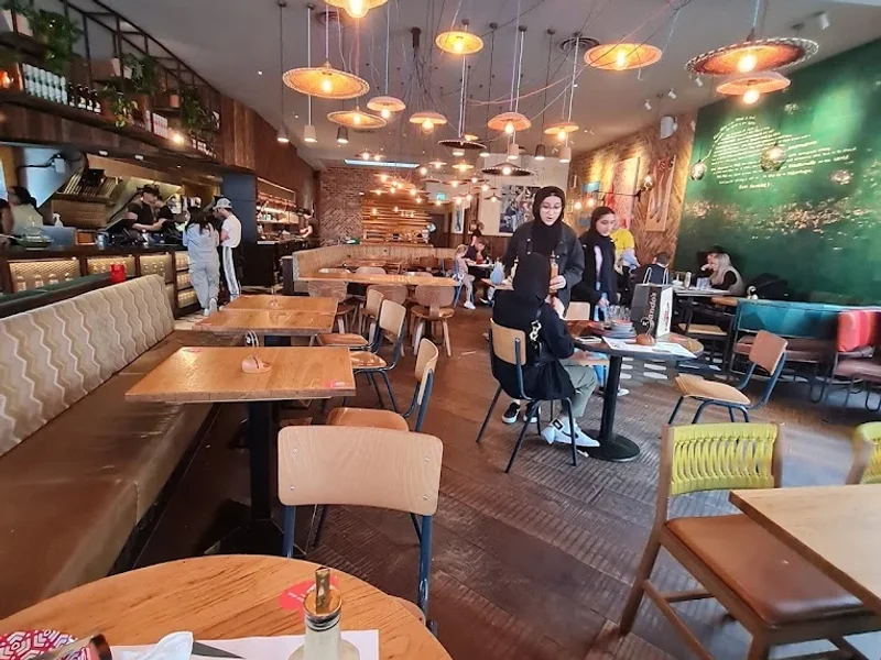 Nando's Ashton Moss