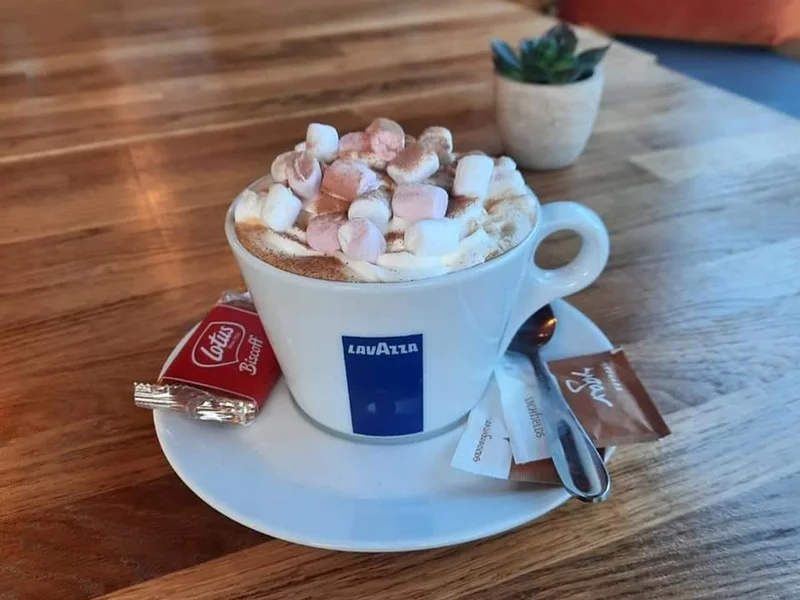 Tea's Cafe Bar