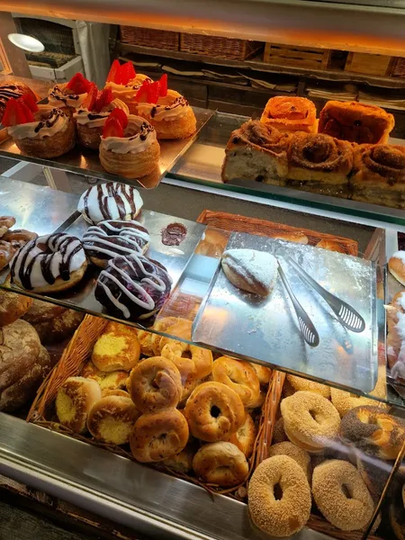 Barbakan Delicatessen Ltd