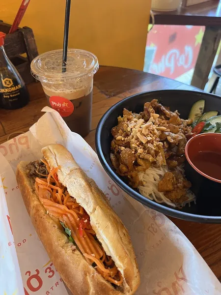 Pho 37 Headingley
