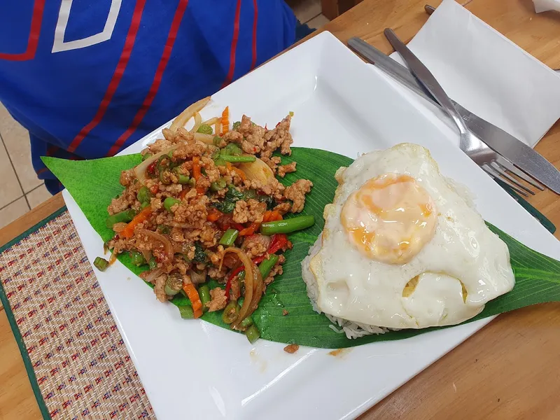 Pad Thai cafe