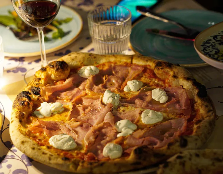 Mamy Blue - Pizza Napoletana