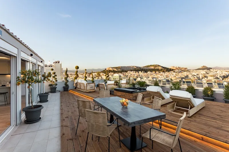 Supreme Luxury Suites by Athens Stay