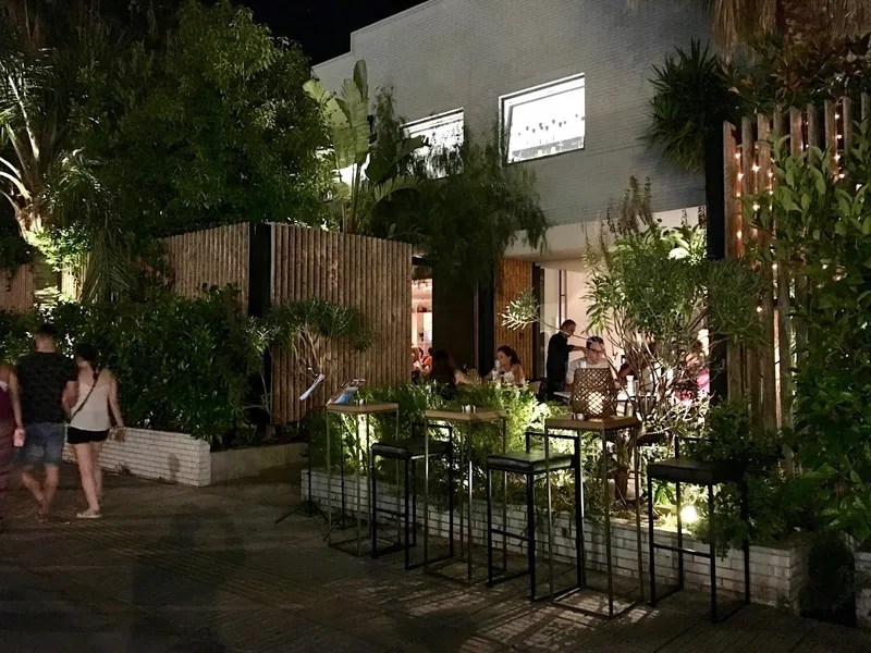 spiti neat eat + drinks σπίτι Γλυφάδα Glyfada