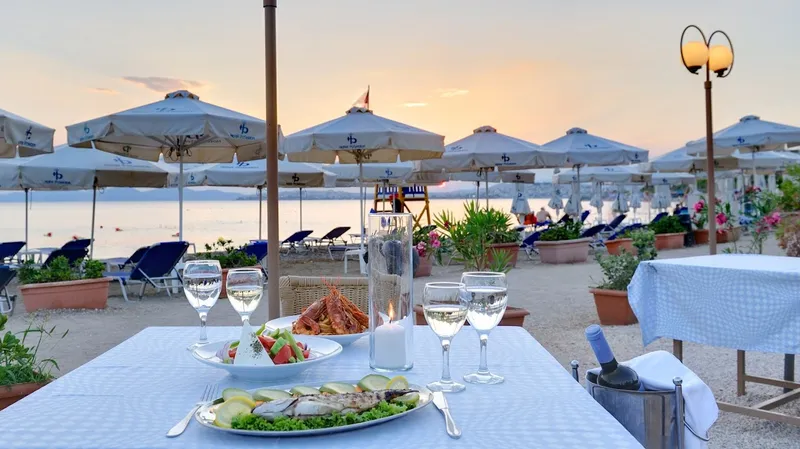 The PLACE Beach,Bar,Tavern - Poseidon Hotel