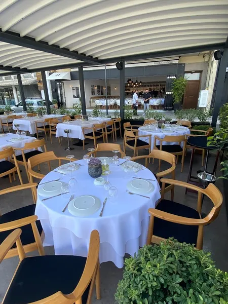 Papaioannou Restaurant Piraeus